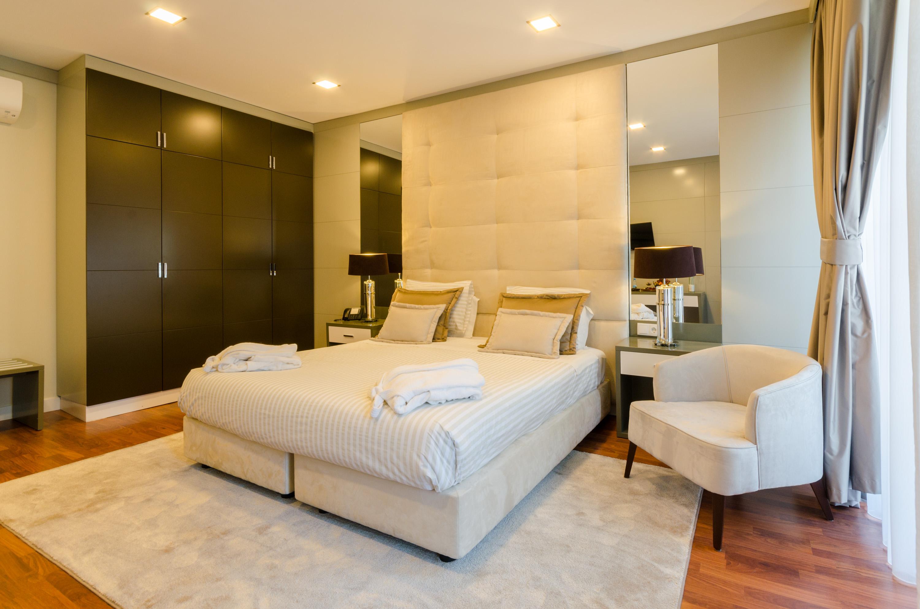 Hotel Borges Chiado Lisbon Bagian luar foto