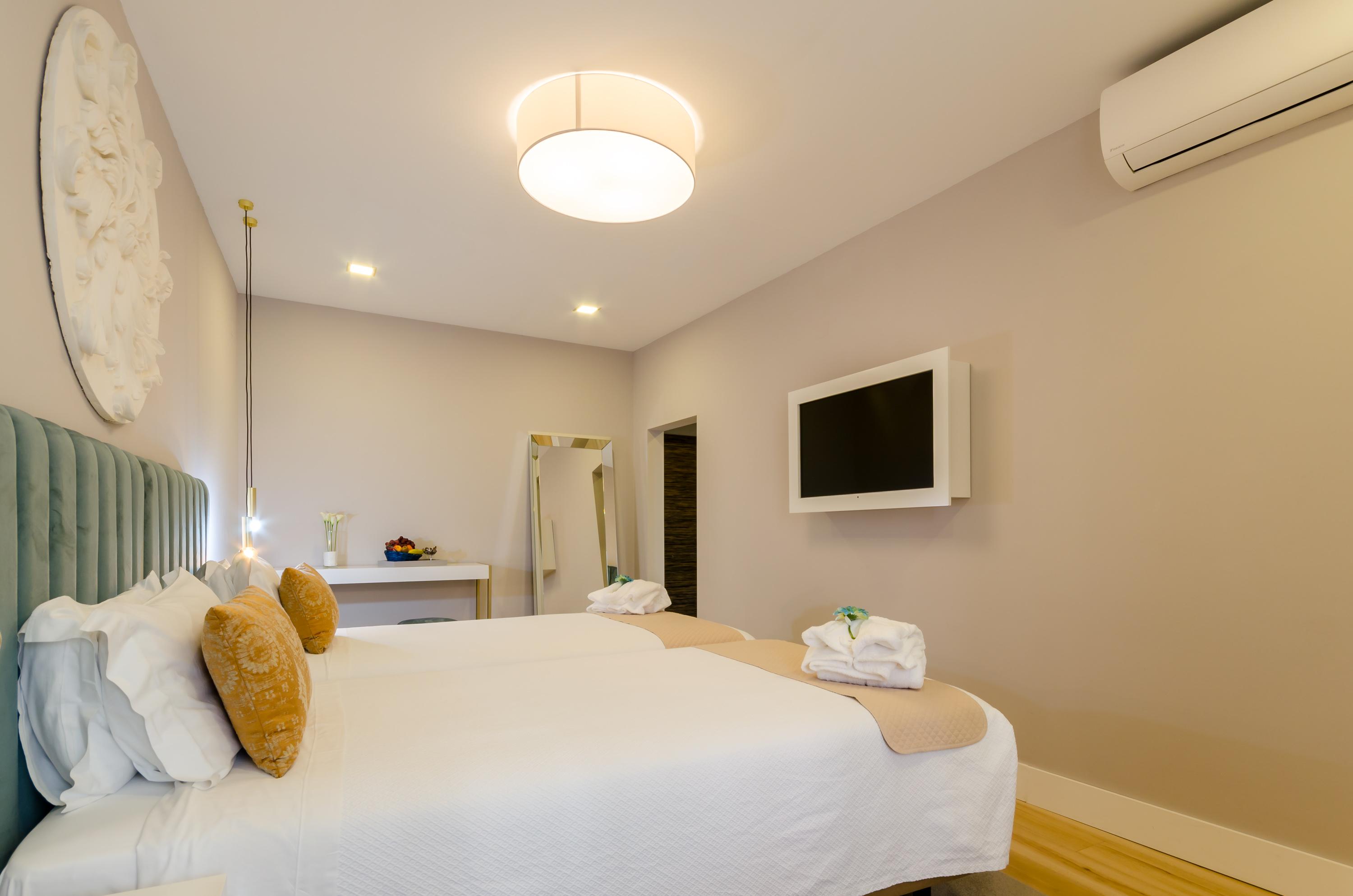 Hotel Borges Chiado Lisbon Bagian luar foto