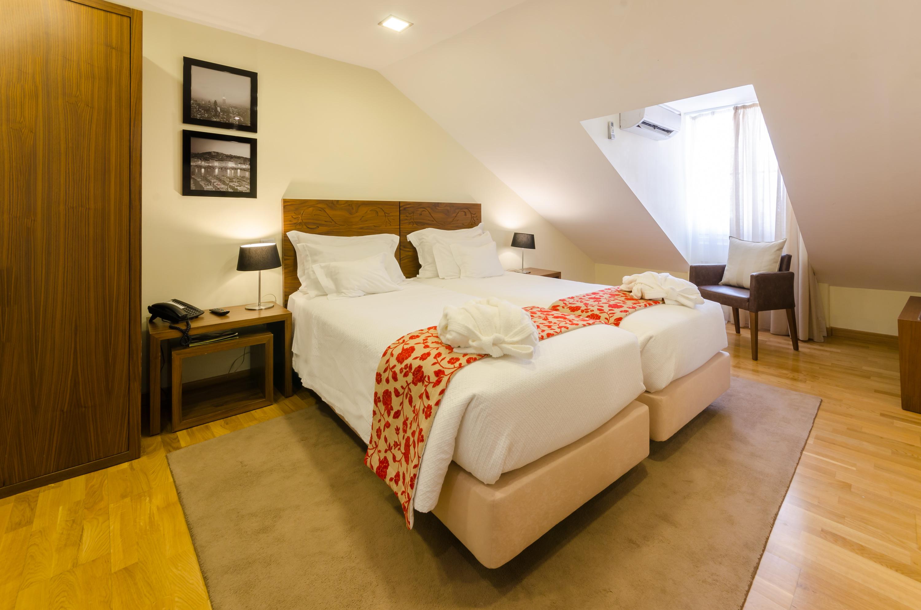 Hotel Borges Chiado Lisbon Bagian luar foto