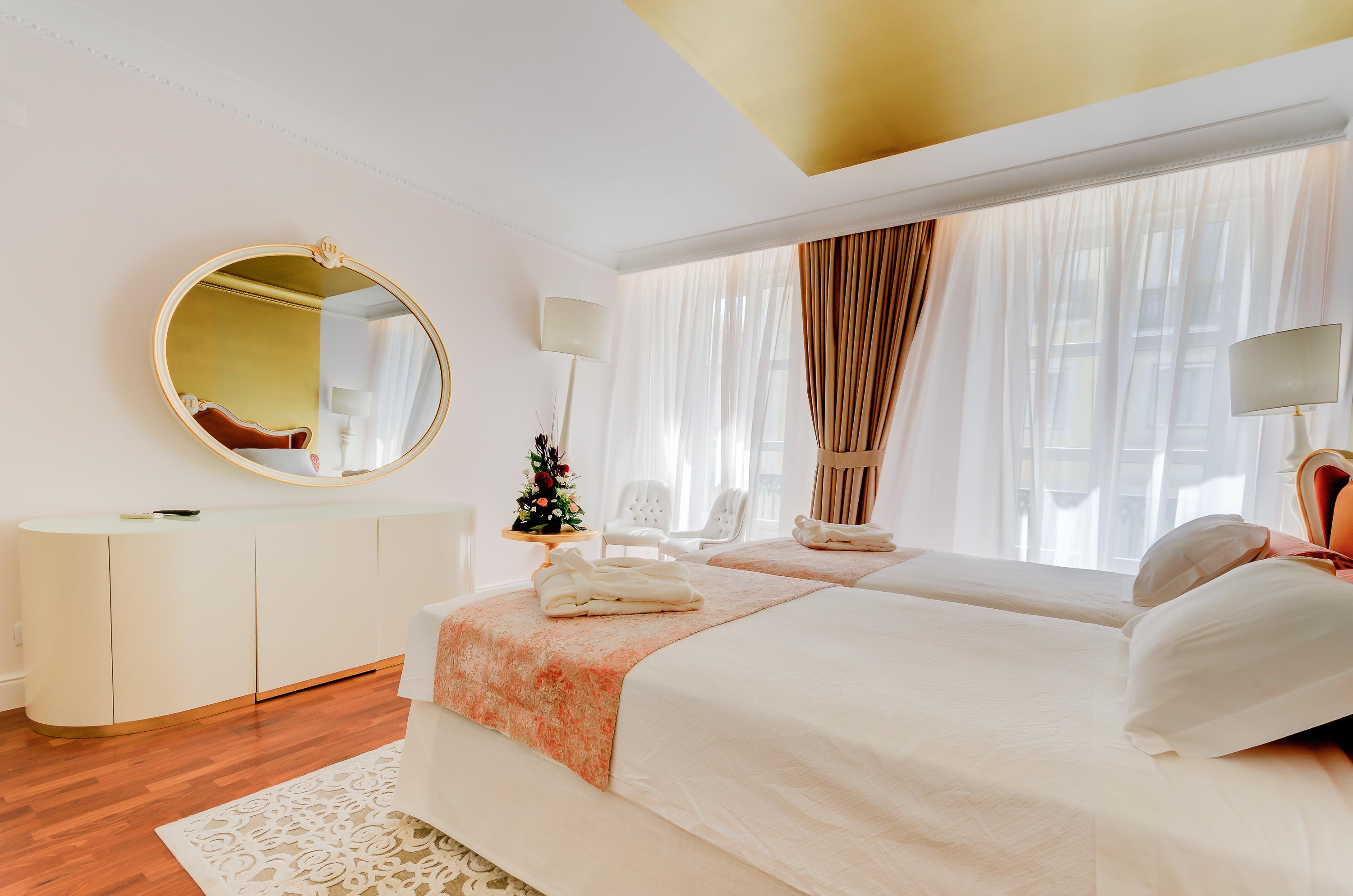 Hotel Borges Chiado Lisbon Bagian luar foto