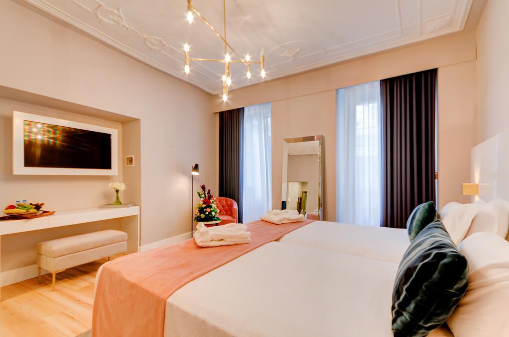 Hotel Borges Chiado Lisbon Bagian luar foto