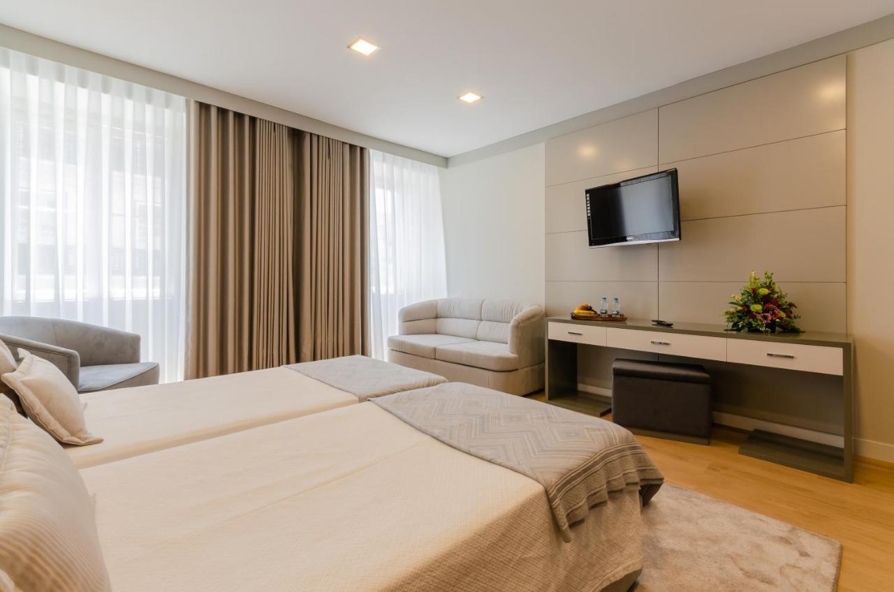 Hotel Borges Chiado Lisbon Bagian luar foto